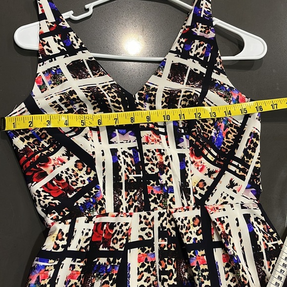 Cocktail dress by Amanda Uprichad - Picture 7 of 7